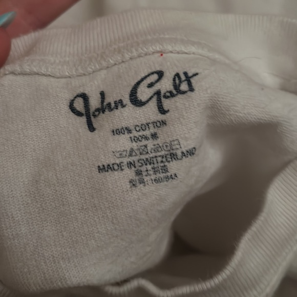 Brandy Melville Cropped graphic tee - Picture 4 of 4